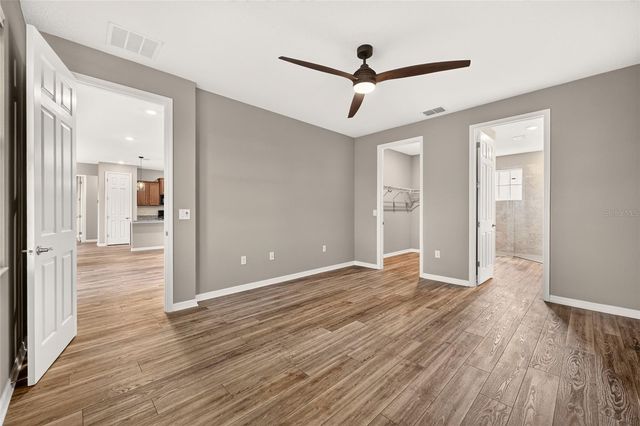 10589 SW 90TH STREET ROAD, Ocala, FL 34481