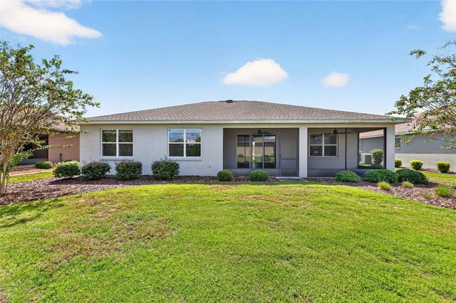 10589 SW 90TH STREET ROAD, Ocala, FL 34481