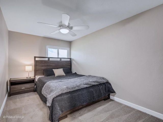 657 W Armitage Avenue, Elmhurst, IL 60126