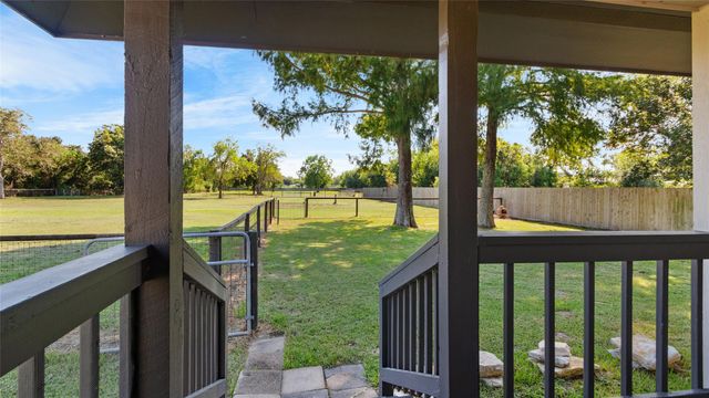 12335 2nd Street, Santa Fe, TX 77510