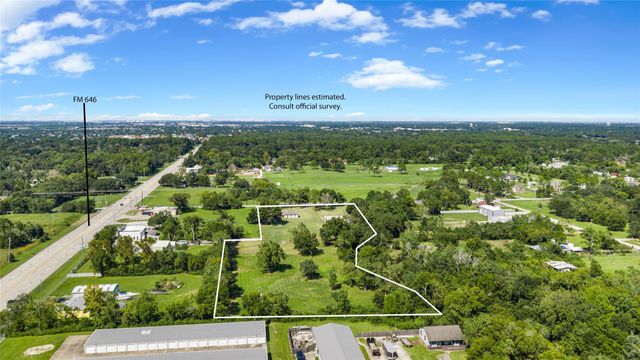 12335 2nd Street, Santa Fe, TX 77510