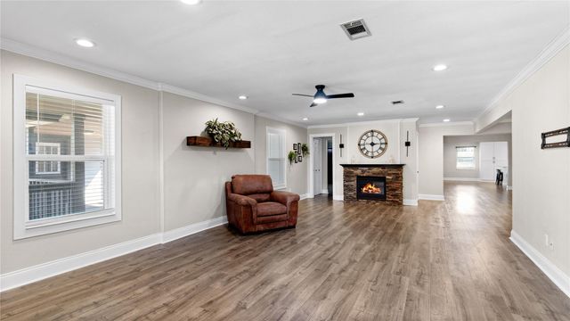 12335 2nd Street, Santa Fe, TX 77510