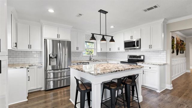 12335 2nd Street, Santa Fe, TX 77510