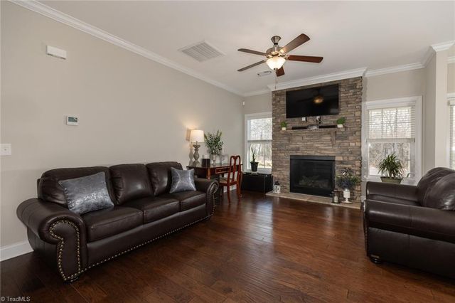 2826 Fallin Court, High Point, NC 27262