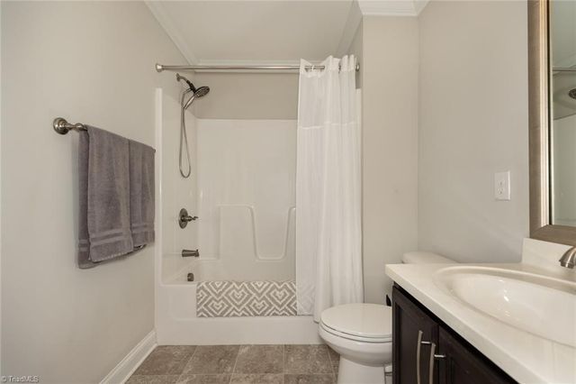 2826 Fallin Court, High Point, NC 27262