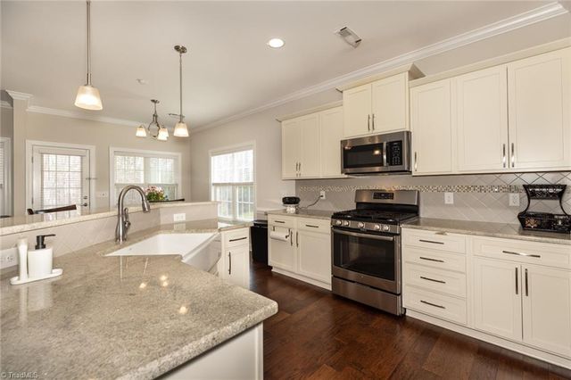 2826 Fallin Court, High Point, NC 27262