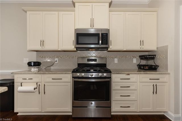 2826 Fallin Court, High Point, NC 27262