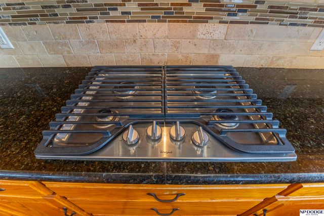 1501 N 211th Street, Omaha, NE 68022