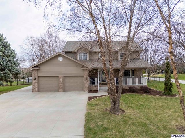 1501 N 211th Street, Omaha, NE 68022