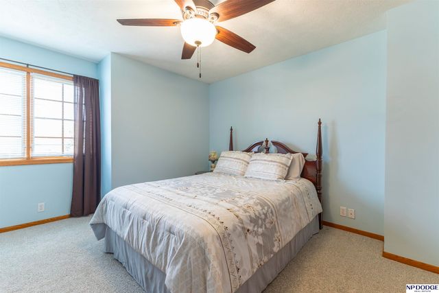 1501 N 211th Street, Omaha, NE 68022