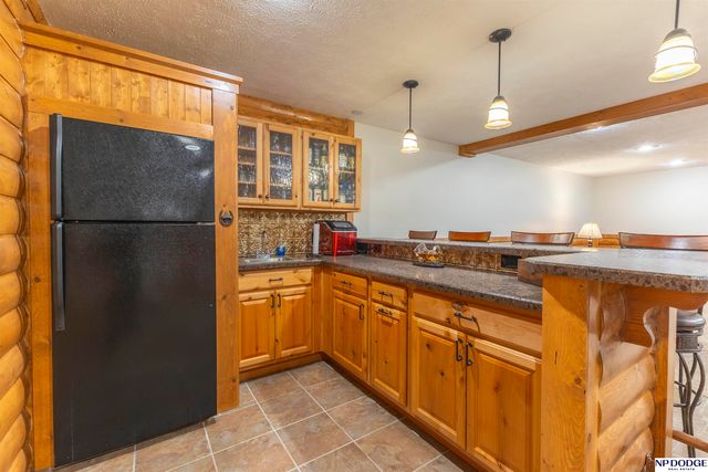 1501 N 211th Street, Omaha, NE 68022