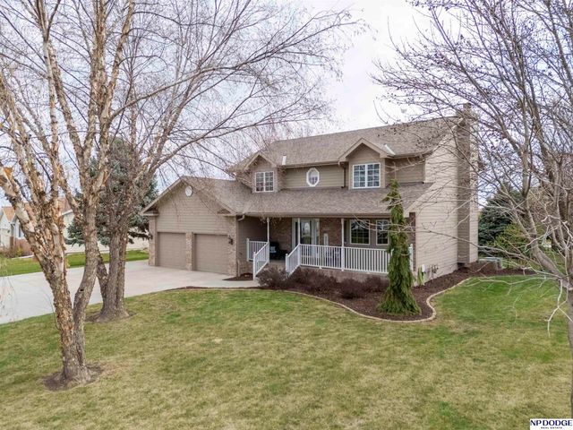 1501 N 211th Street, Omaha, NE 68022