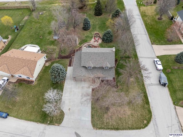 1501 N 211th Street, Omaha, NE 68022