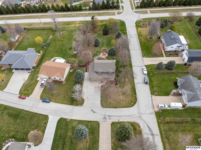 1501 N 211th Street, Omaha, NE 68022