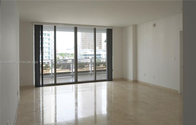 901 Brickell Key Blvd 705, Miami, FL 33131