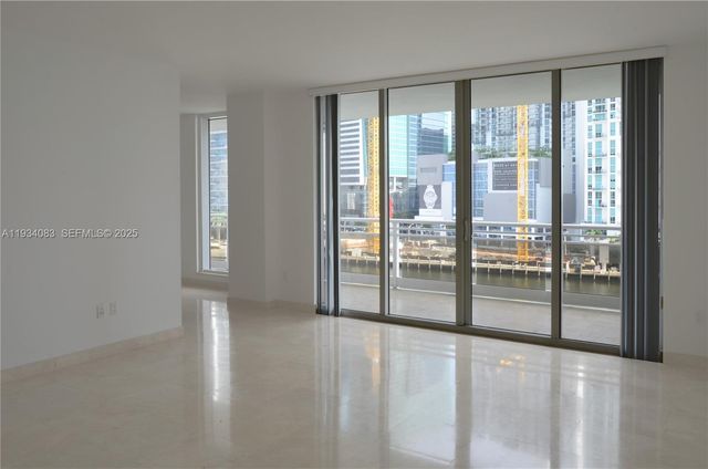 901 Brickell Key Blvd 705, Miami, FL 33131