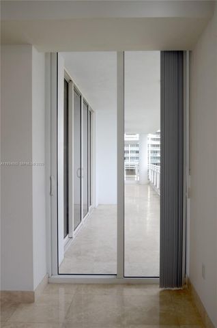 901 Brickell Key Blvd 705, Miami, FL 33131