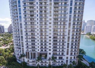 901 Brickell Key Blvd 705, Miami, FL 33131