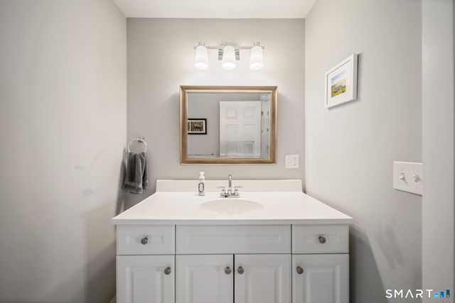 51 Home Place, Branford, CT 06405