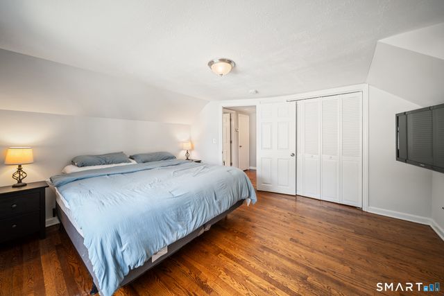 51 Home Place, Branford, CT 06405