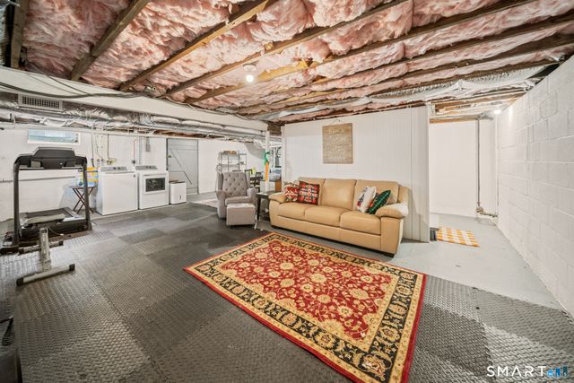 51 Home Place, Branford, CT 06405