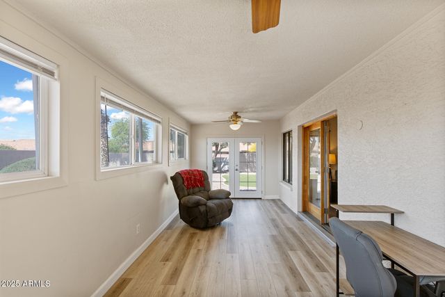 905 E BLUEFIELD Avenue, Phoenix, AZ 85022