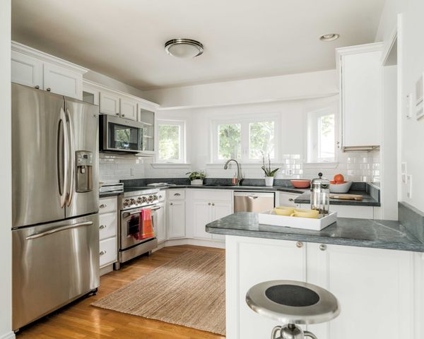 6 Rollins Court 6, Cambridge, MA 02139