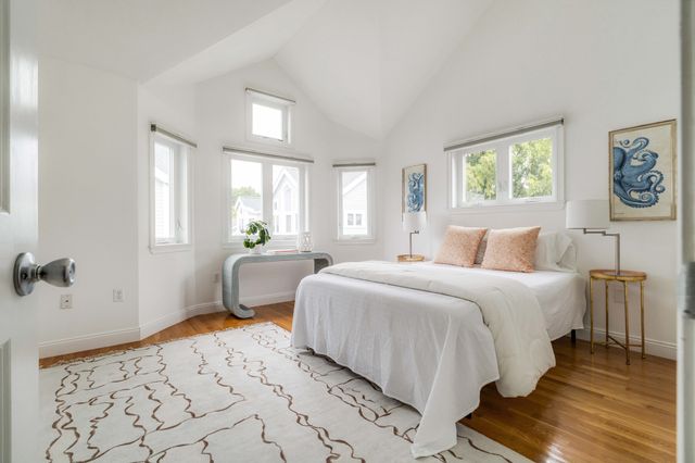 6 Rollins Court 6, Cambridge, MA 02139