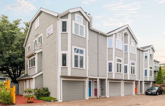6 Rollins Court 6, Cambridge, MA 02139