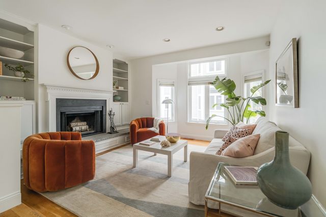 6 Rollins Court 6, Cambridge, MA 02139