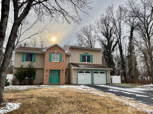 23 Howell Avenue, Piscataway, NJ 08854