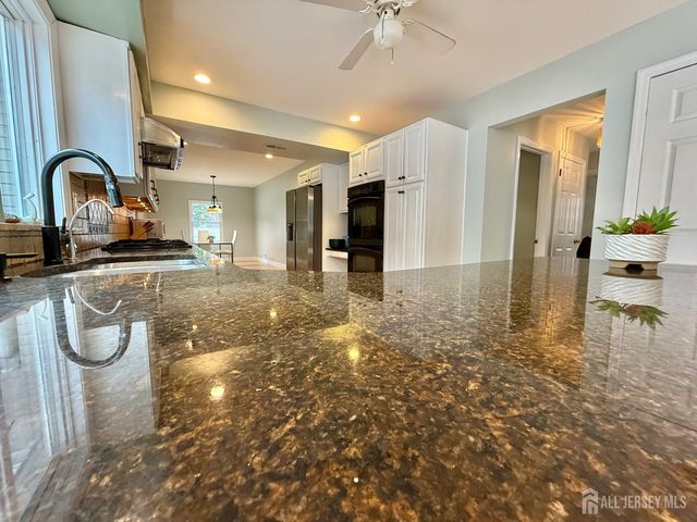 23 Howell Avenue, Piscataway, NJ 08854