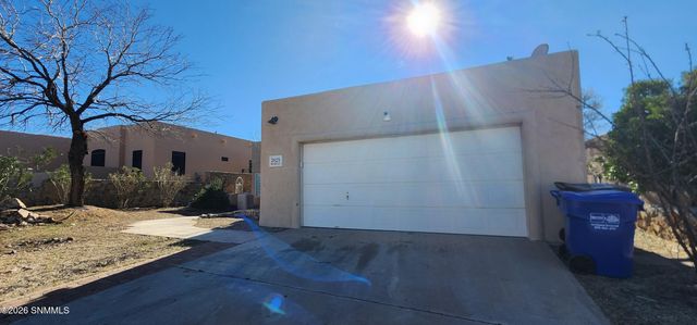 2625 Bearcat Drive, Las Cruces, NM 88001