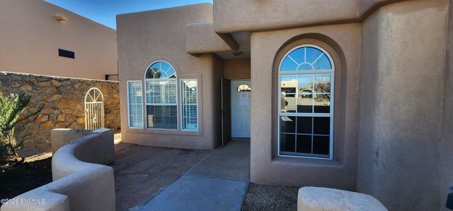 2625 Bearcat Drive, Las Cruces, NM 88001