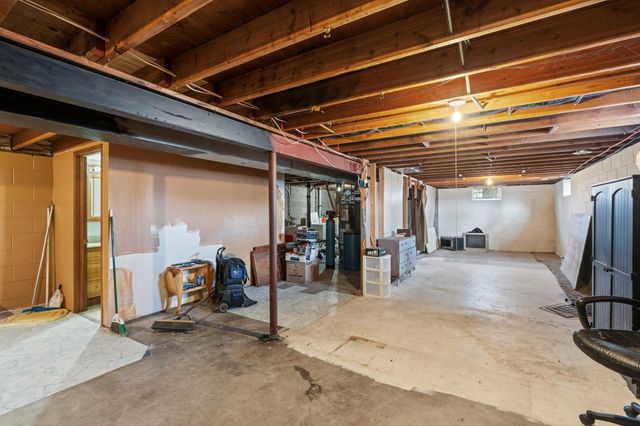 966 Oak Ridge Point NE, Blaine, MN 55434