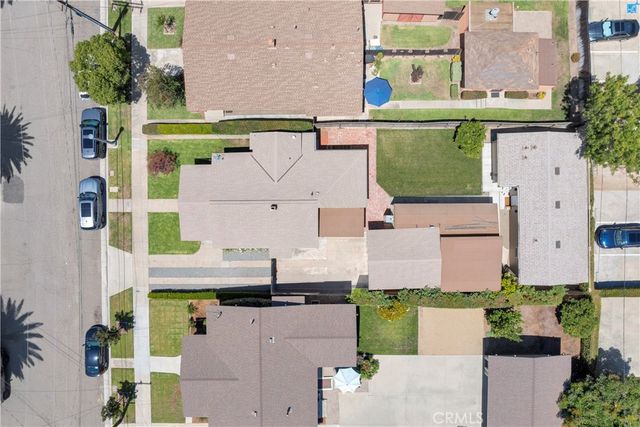 331 N Olive, Orange, CA 92866