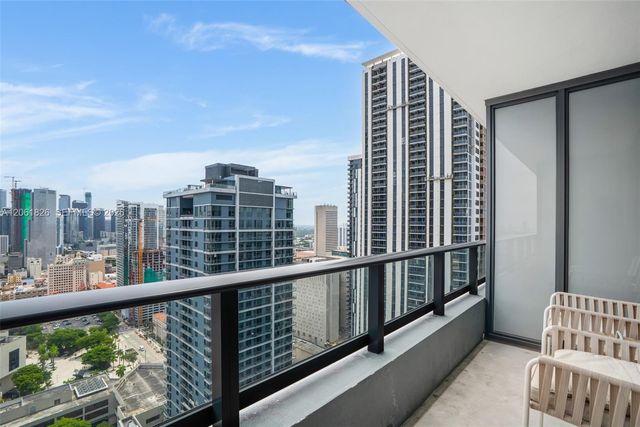 159 NE 6th St 3212, Miami, FL 33132
