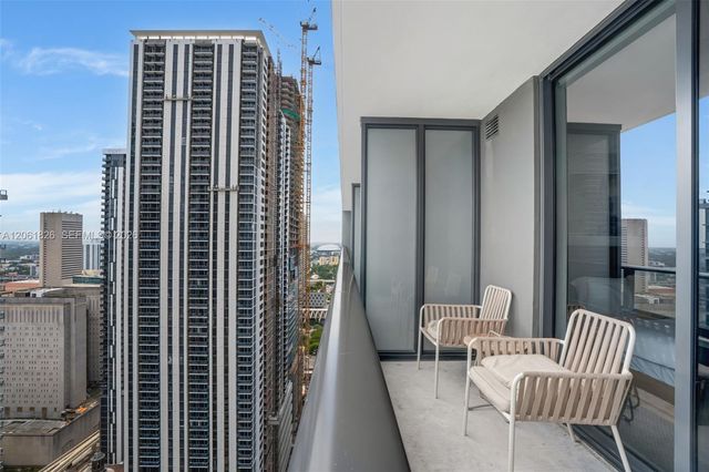 159 NE 6th St 3212, Miami, FL 33132