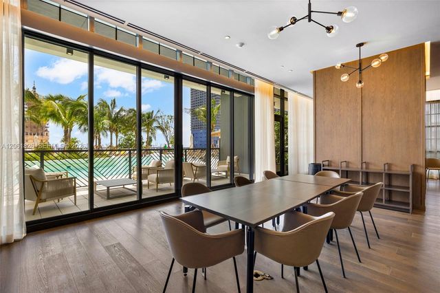159 NE 6th St 3212, Miami, FL 33132