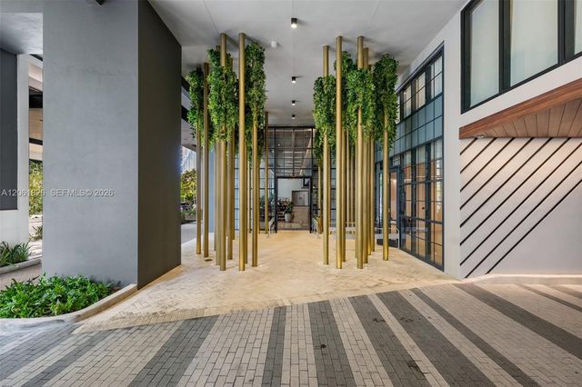 159 NE 6th St 3212, Miami, FL 33132