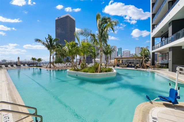 159 NE 6th St 3212, Miami, FL 33132