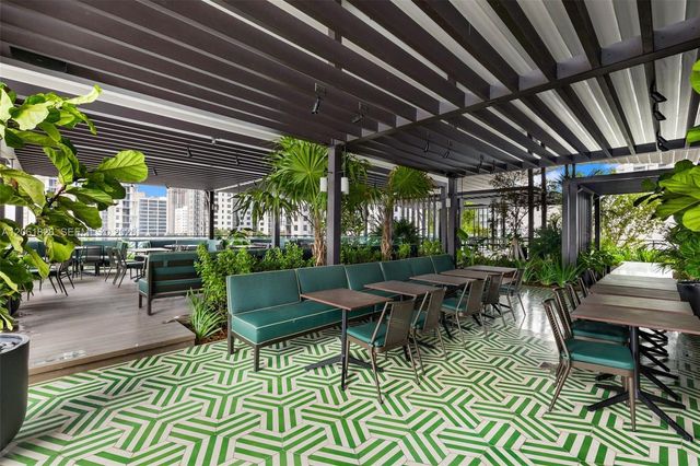 159 NE 6th St 3212, Miami, FL 33132