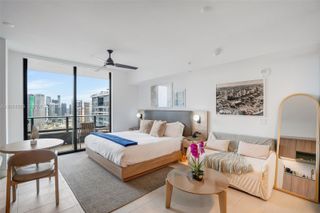 159 NE 6th St 3212, Miami, FL 33132