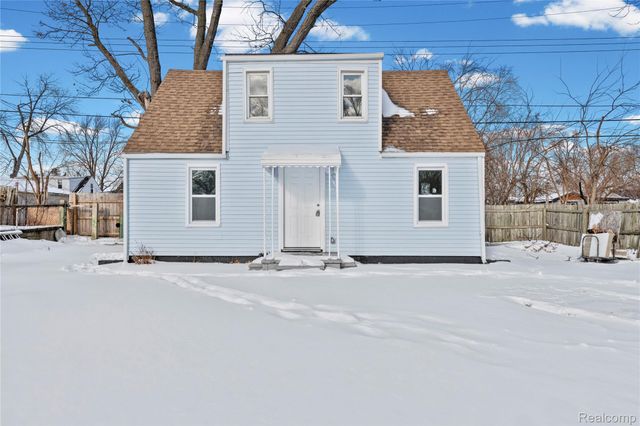 1523 E Madge Avenue, Hazel Park, MI 48030