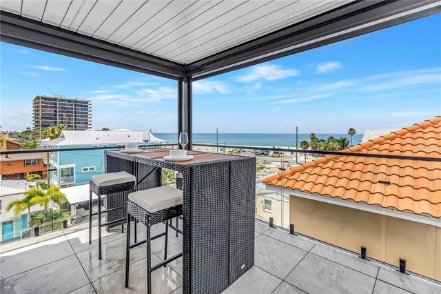 30 80TH AVENUE, Treasure Island, FL 33706