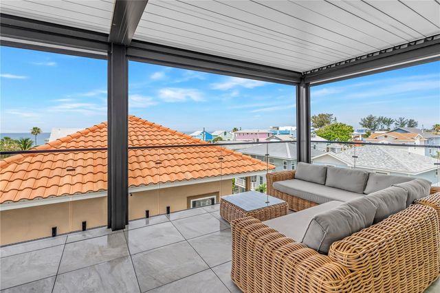 30 80TH AVENUE, Treasure Island, FL 33706