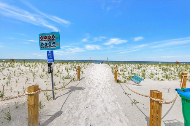 30 80TH AVENUE, Treasure Island, FL 33706