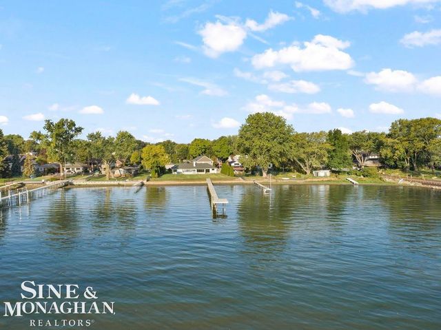 26926 Koerber Street, St Clair Shores, MI 48081