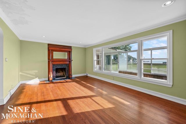 26926 Koerber Street, St Clair Shores, MI 48081