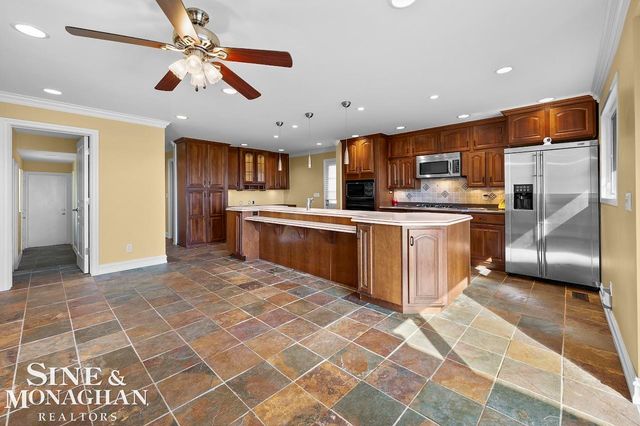 26926 Koerber Street, St Clair Shores, MI 48081